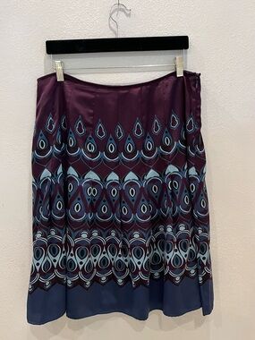 Liz Claiborne Purple  Skirt with Blue Pattern size 14